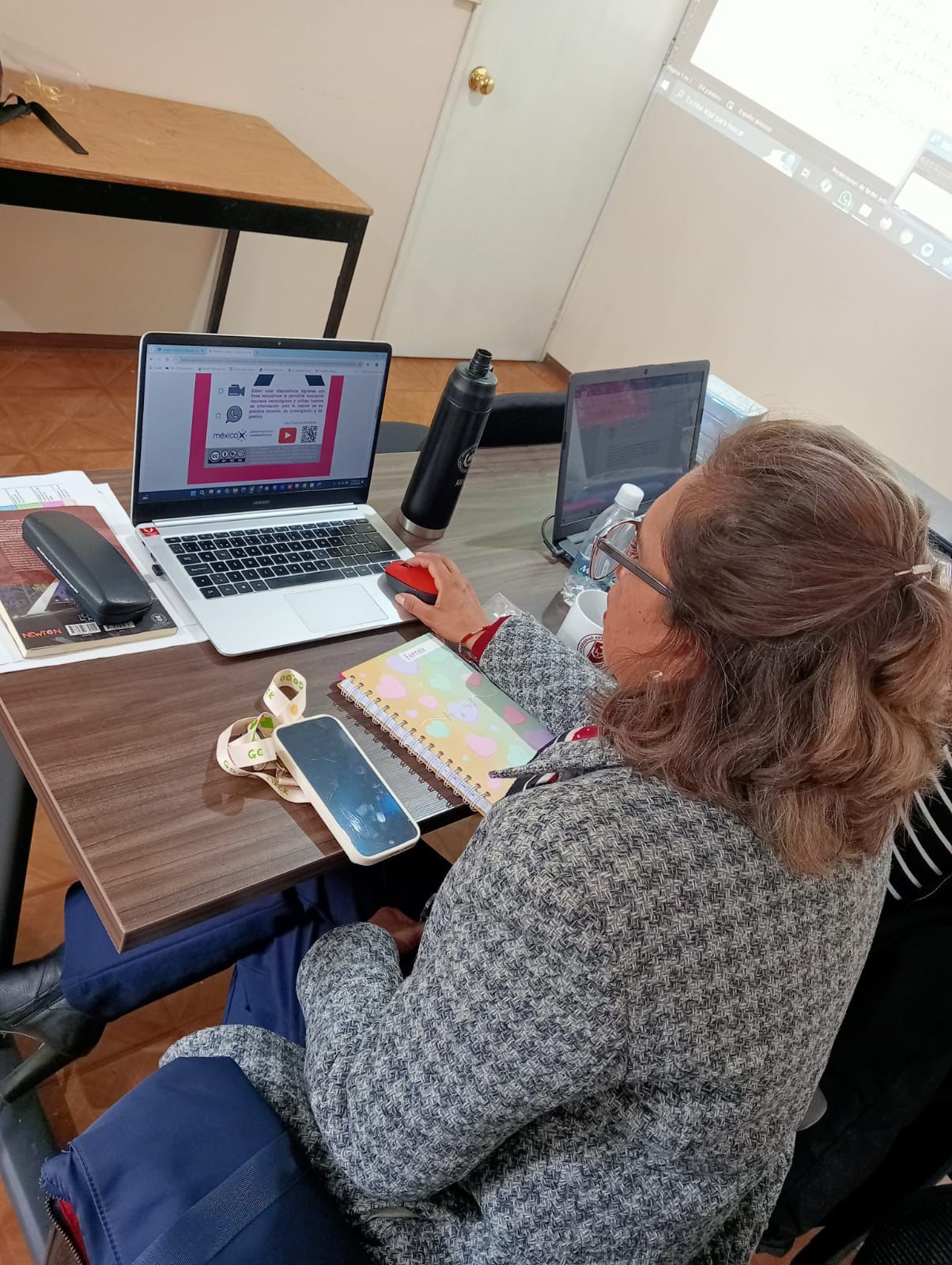 Actualiza la UATx a sus académicos con el curso 'Saberes digitales 1'